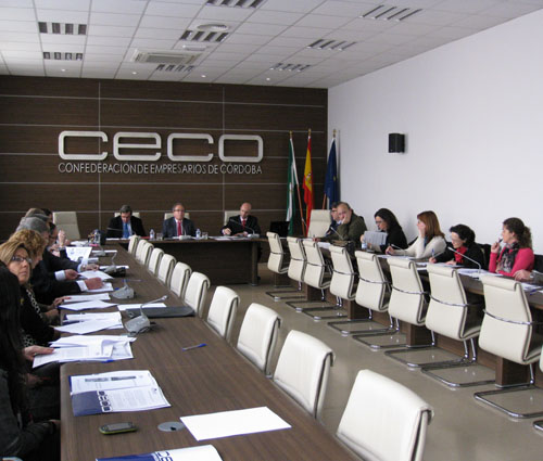 CECO ESTIMA QUE LA SUBIDA DE LA COTIZACIÓN POR PLUS DE TRANSPORTE EN CÓRDOBA PUEDE SUPERAR LOS 24 MILLONES DE EUROS EN UN AÑO