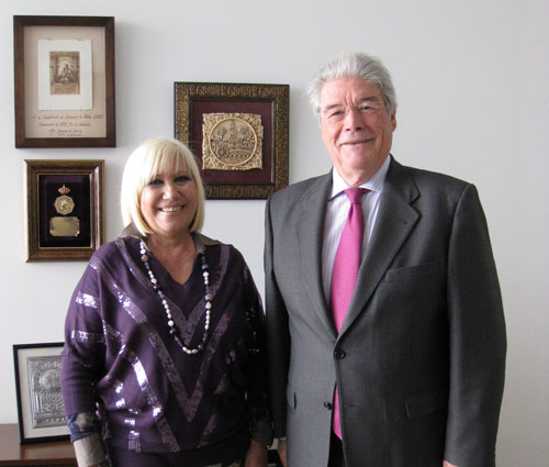 CECO APOYA LA CAMPAÑA SI CREES QUE ESTÁS SOLO NO NOS CONOCES DE LA ASOCIACIÓN ESPAÑOLA CONTRA EL CÁNCER